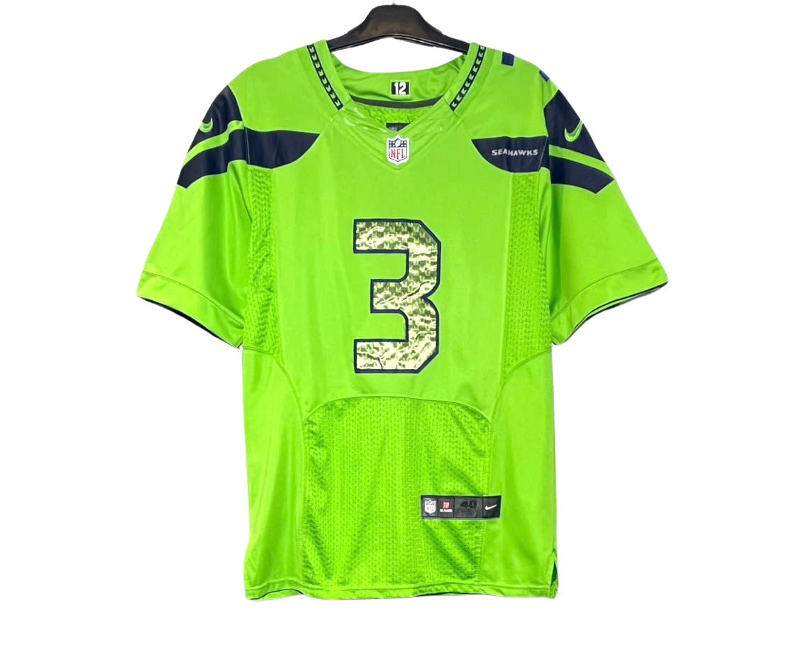 Seattle Seahawks - 3 Russell Wilson (2)